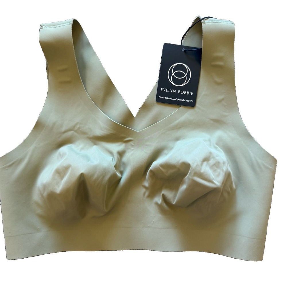 Evelyn & Bobbie~Ultra Lift Defy Seamless Wirefree Bra~Small~Green~A587086